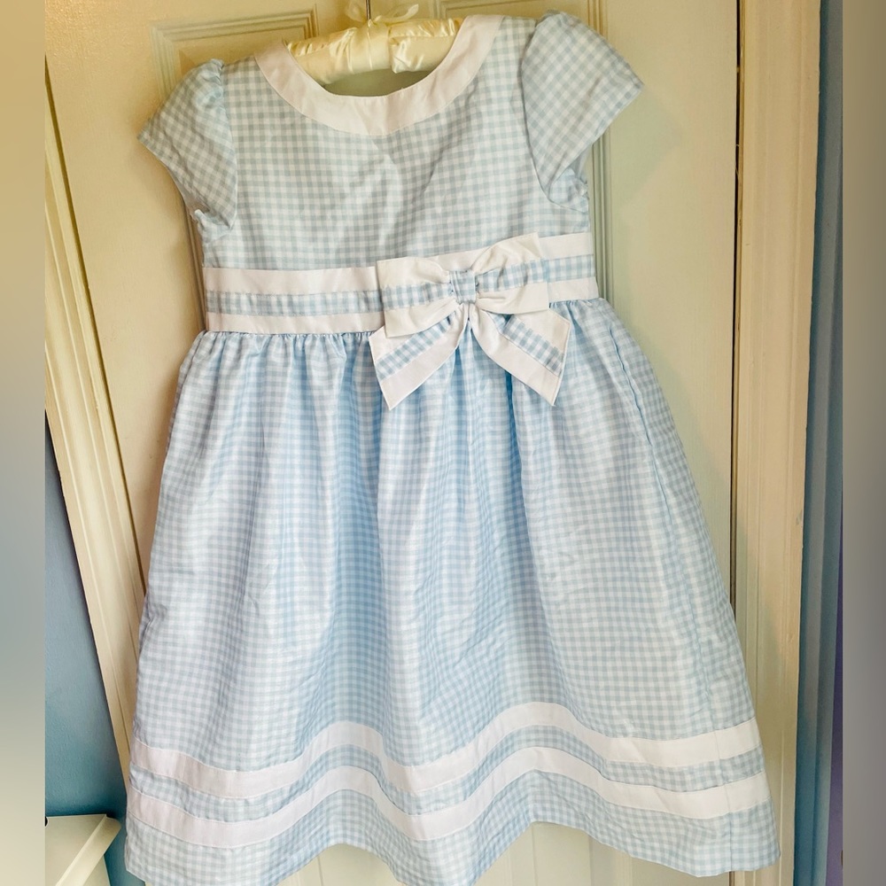 GIRLS BLUE GINGHAM DRESS GREAT FOR PORTRAIT